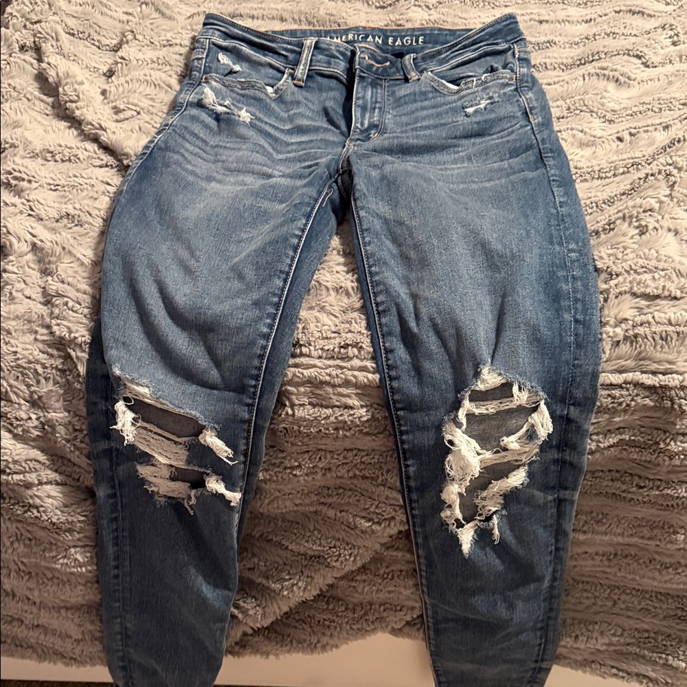 American Eagle Outfitters Women's Ripped Blue Skinny Jeans